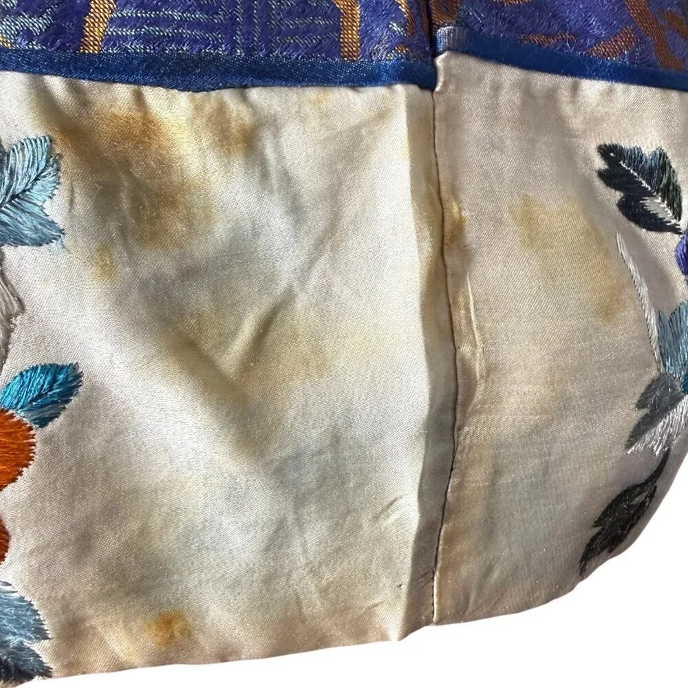 VTG Embroidered Black Silk Robe Floral Asian Design Front Frog Closure Kimono - Picture 10 of 16